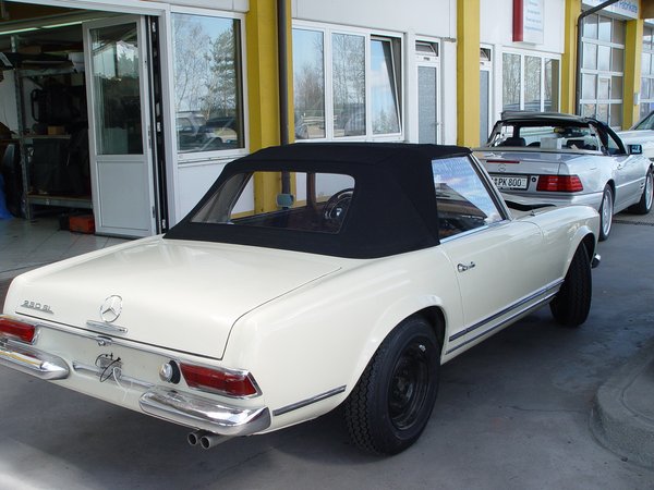 Mercedes-Benz W113 Pagode