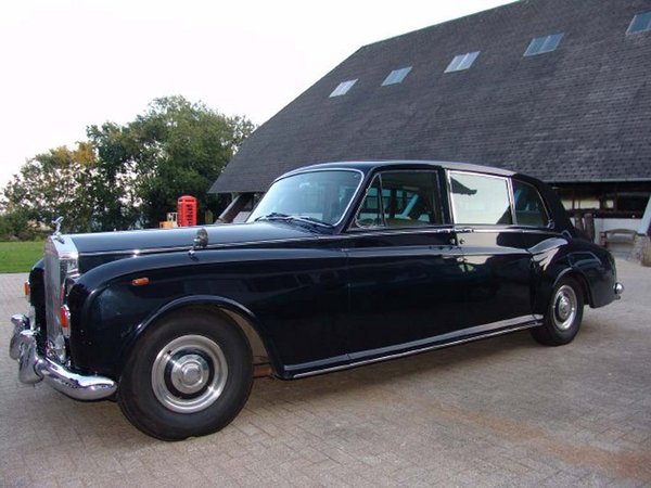 Rolls-Royce Phantom