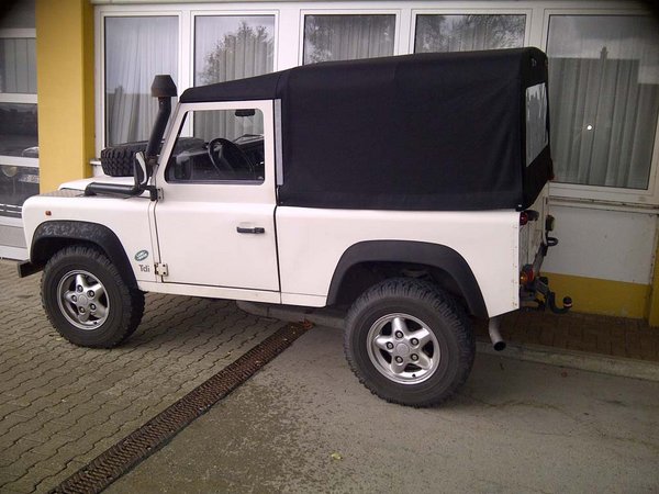 Land Rover Defender